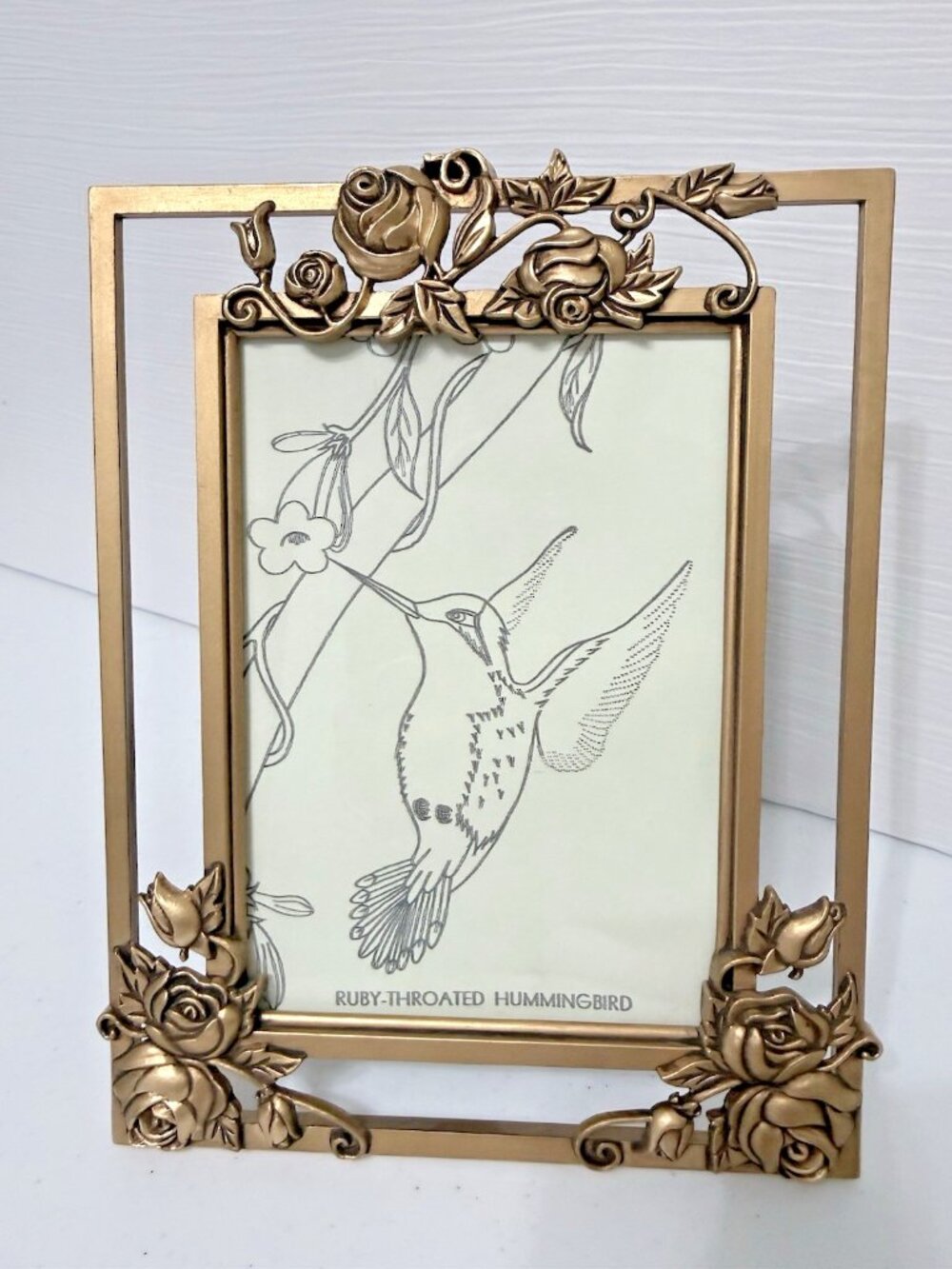 HB Group 1997 Gold Bronze Tone Metal Rose Photo Frame Tabletop Or Wall 5x7 Photo
